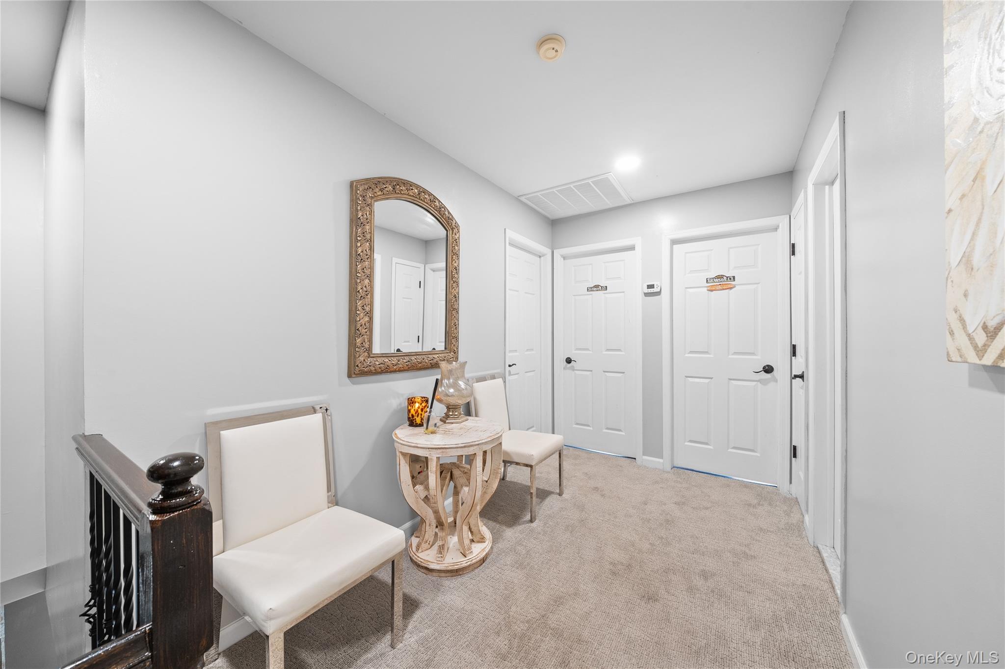 #18 photo, 10 Carousel Court, Саффолк ‖ East Islip , NY 11730