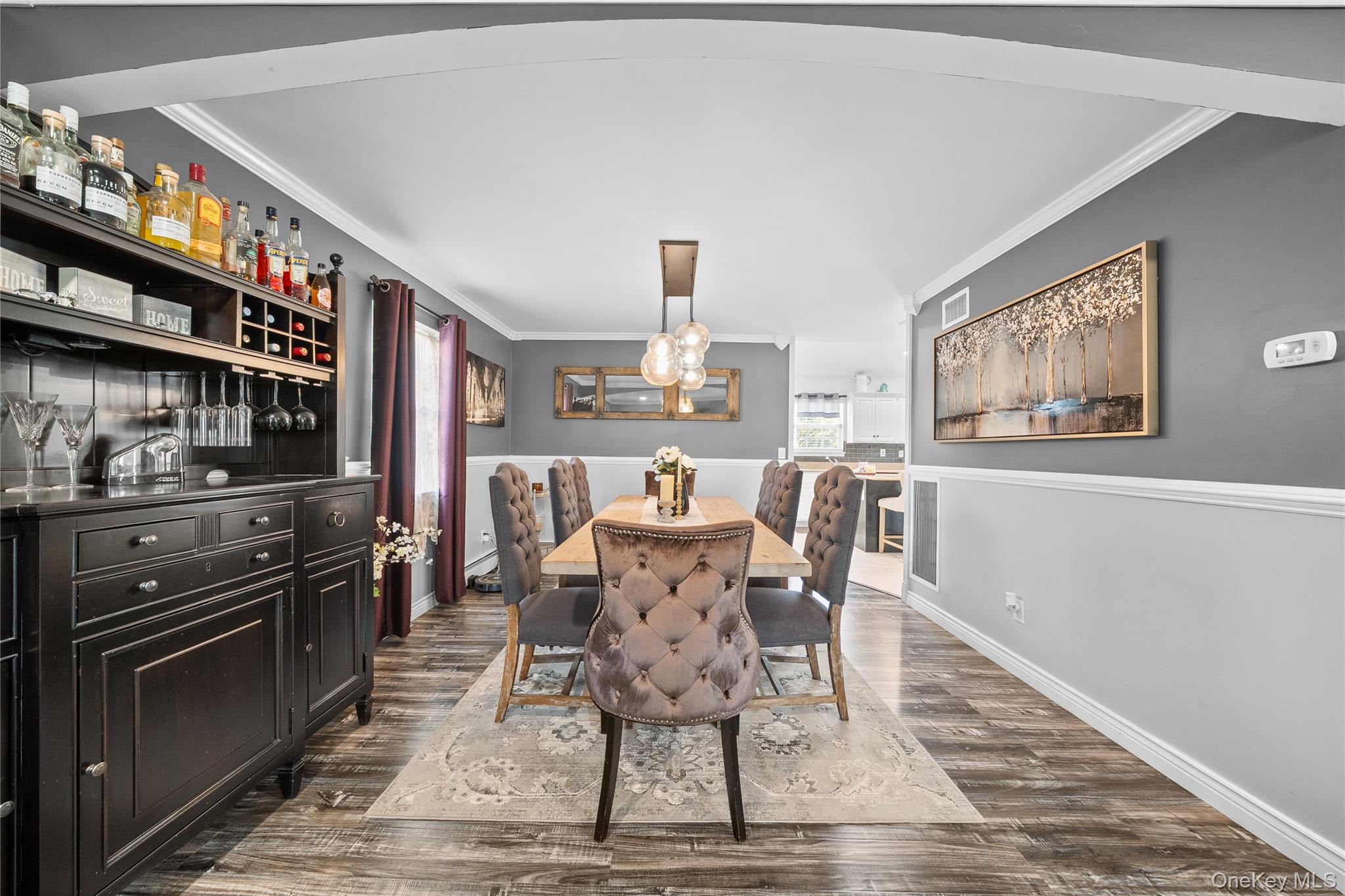 #6 photo, 10 Carousel Court, Саффолк ‖ East Islip , NY 11730