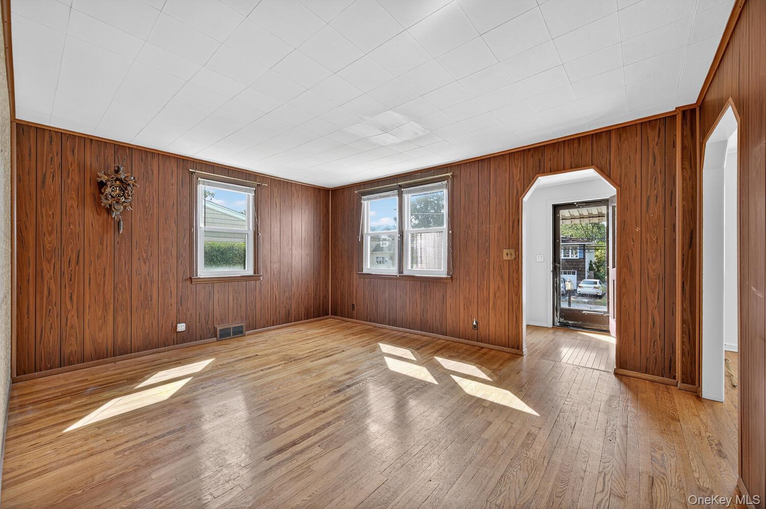 #4 photo, 29 Hickory Road, ナッソー郡 Bayville , NY 11709