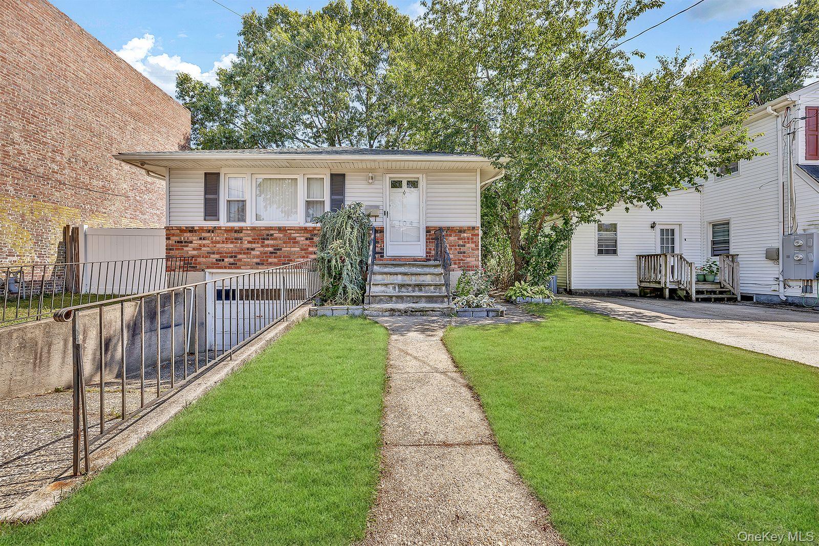 #1 photo, 104 Broadway, Malverne , NY 11565