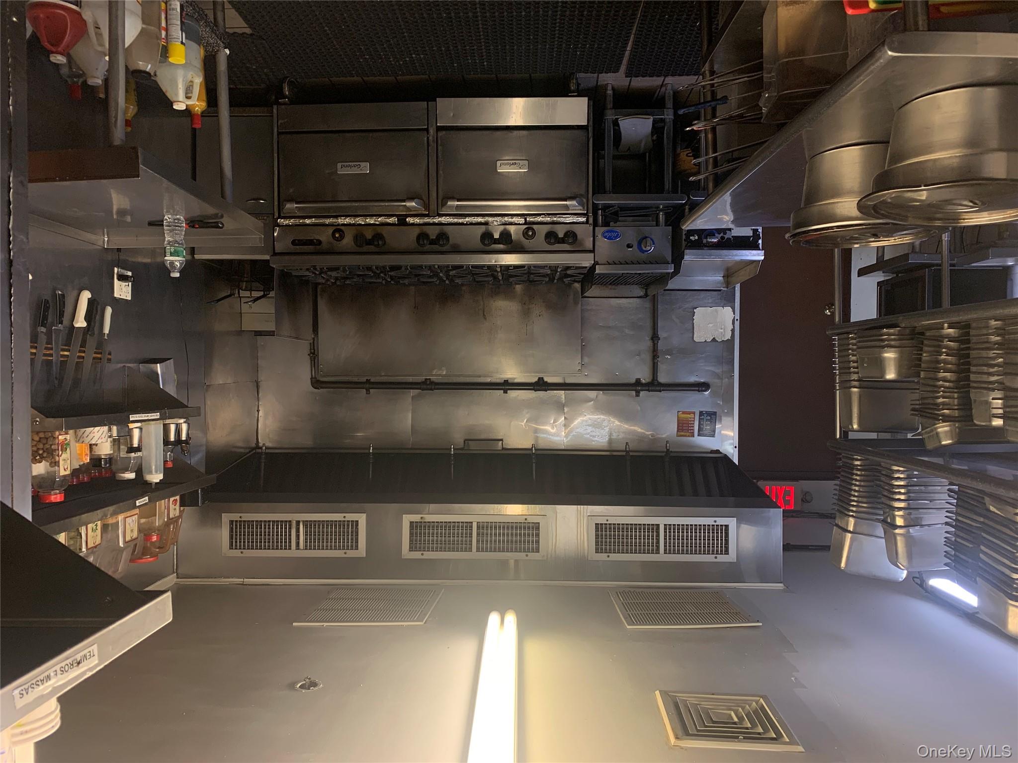 #3 photo, 38-01 31st Avenue, Astoria , NY 11103