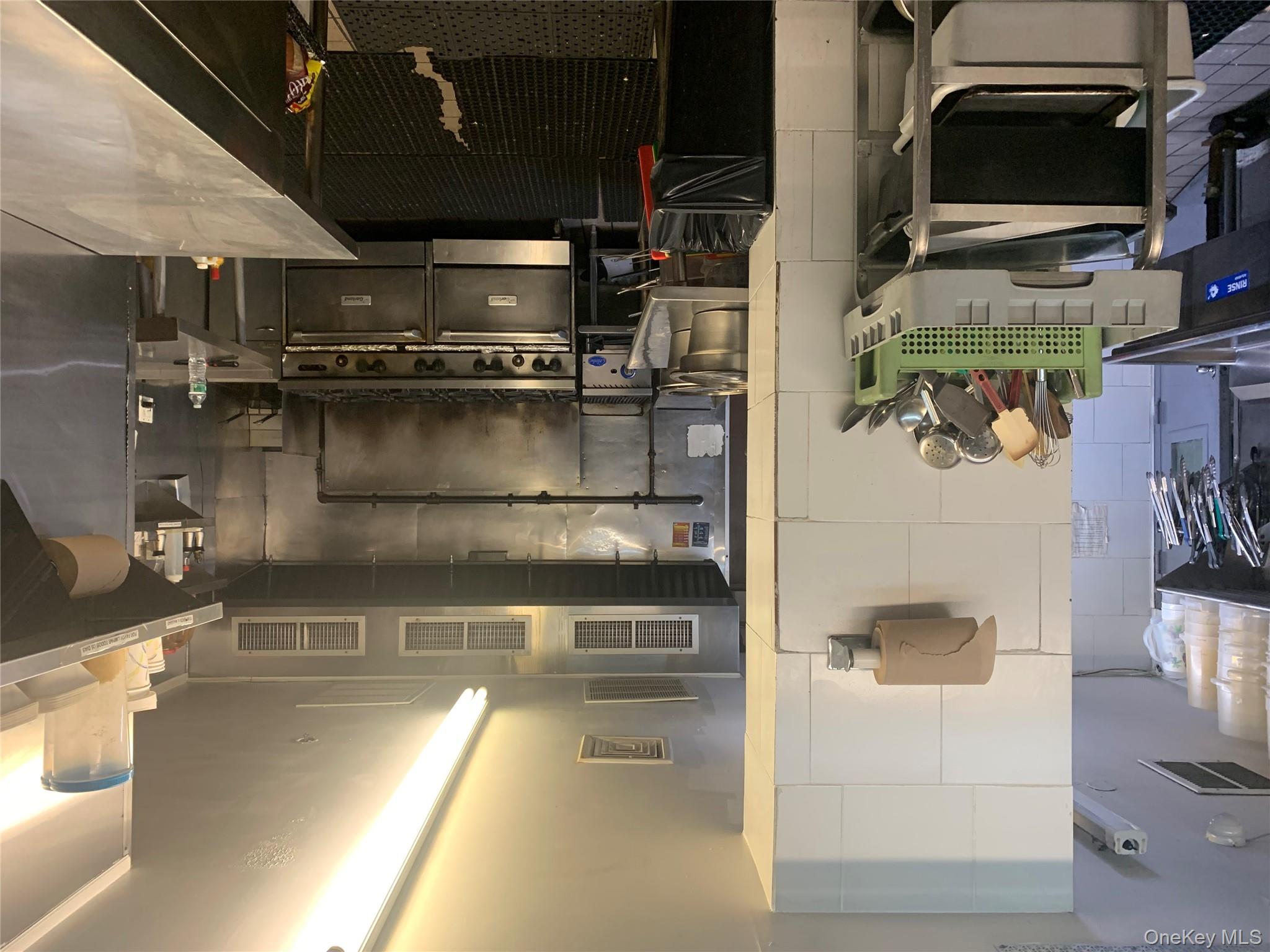 #6 photo, 38-01 31st Avenue, Astoria , NY 11103