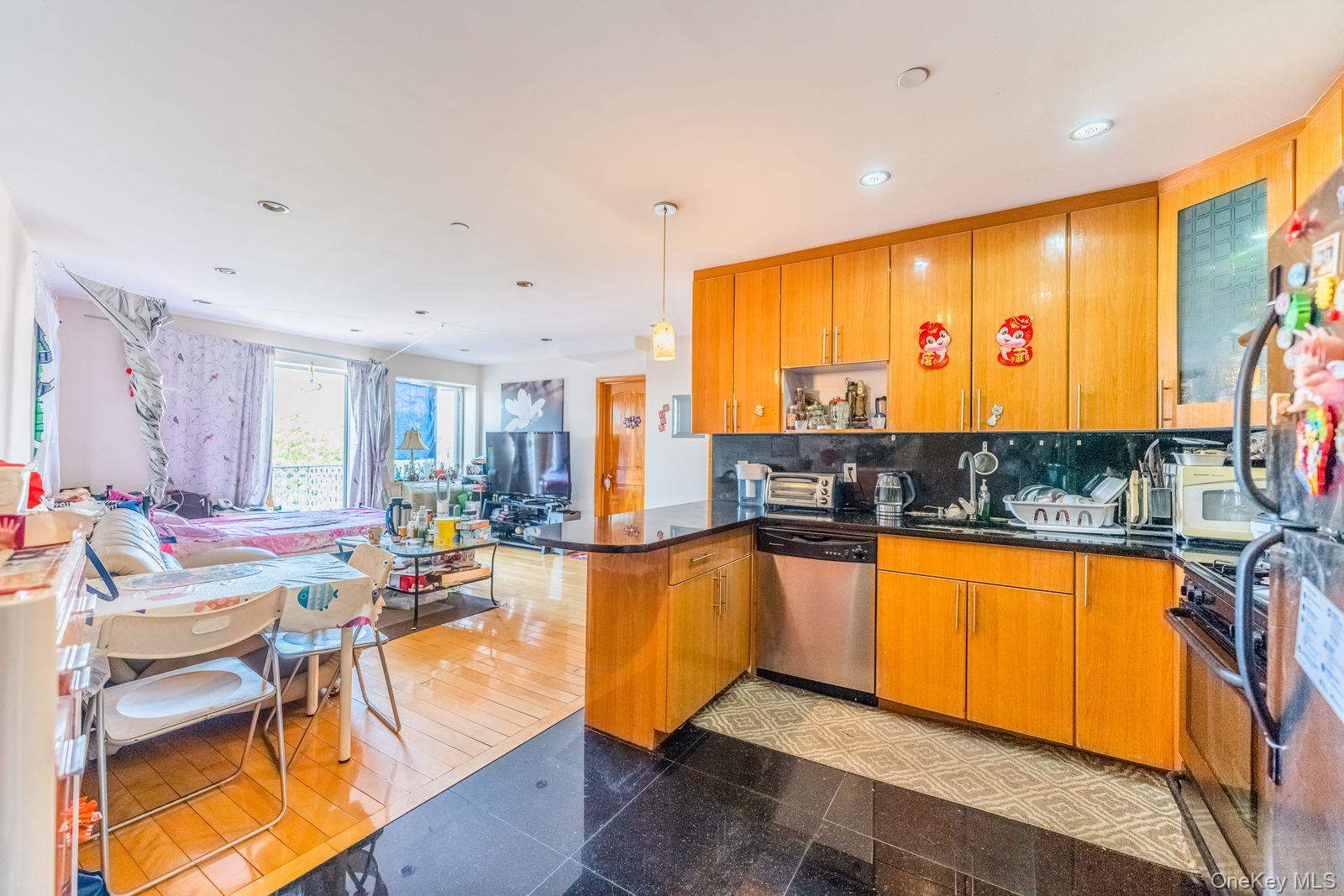 #10 photo, 32-26 Union Street, クイーンズ区 Flushing , NY 11354