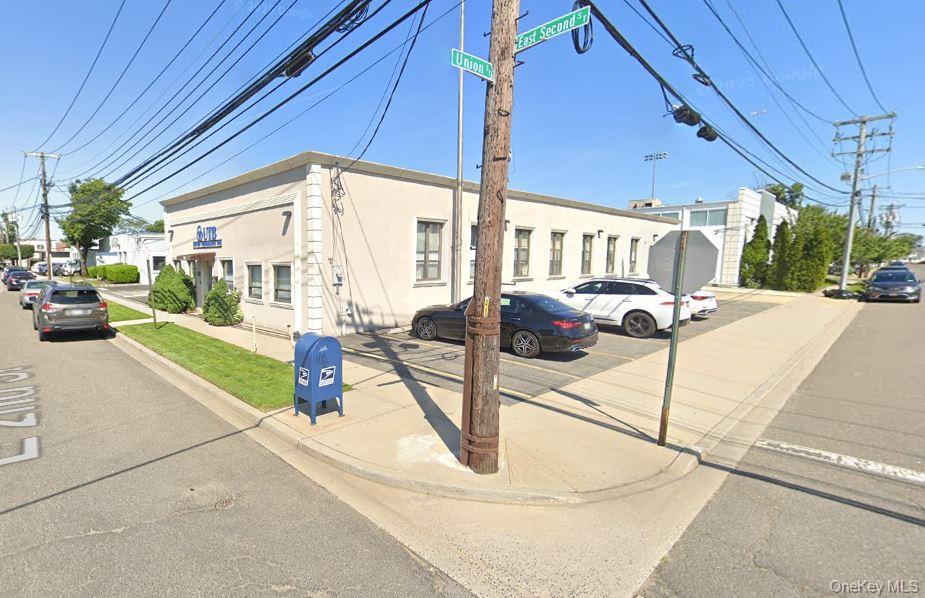 #2 photo, 146 E 2nd Street, ナッソー郡 Mineola , NY 11501