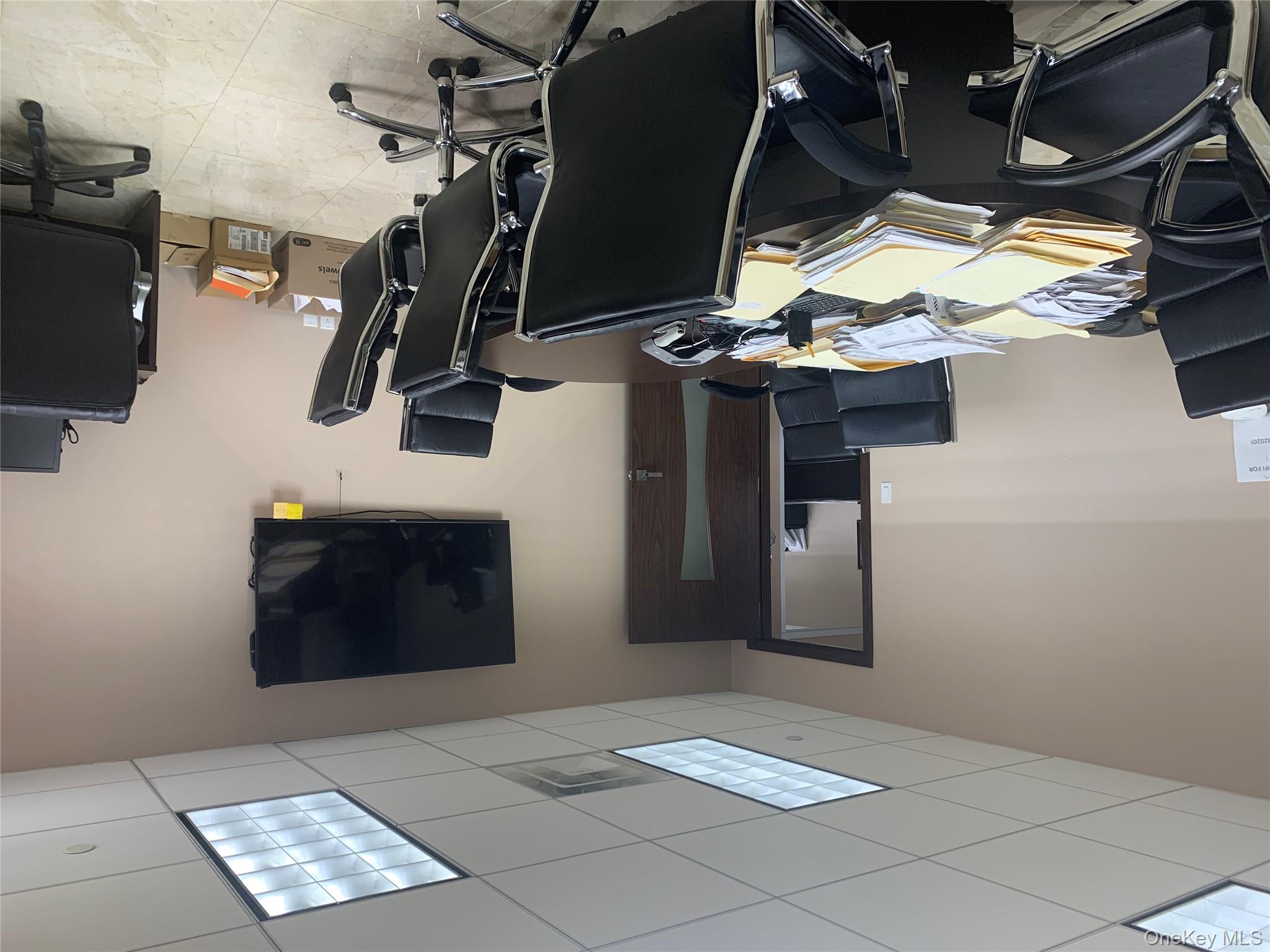 #5 photo, 146 E 2nd Street, ナッソー郡 Mineola , NY 11501