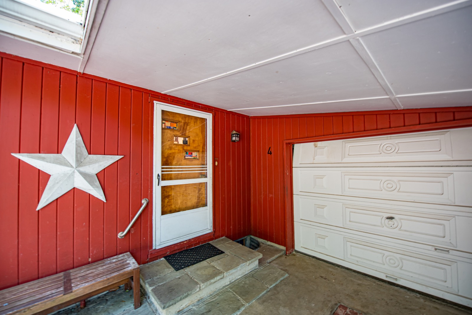 #34 photo, 4 Captain Richards Lane, Fort Salonga , NY 11768