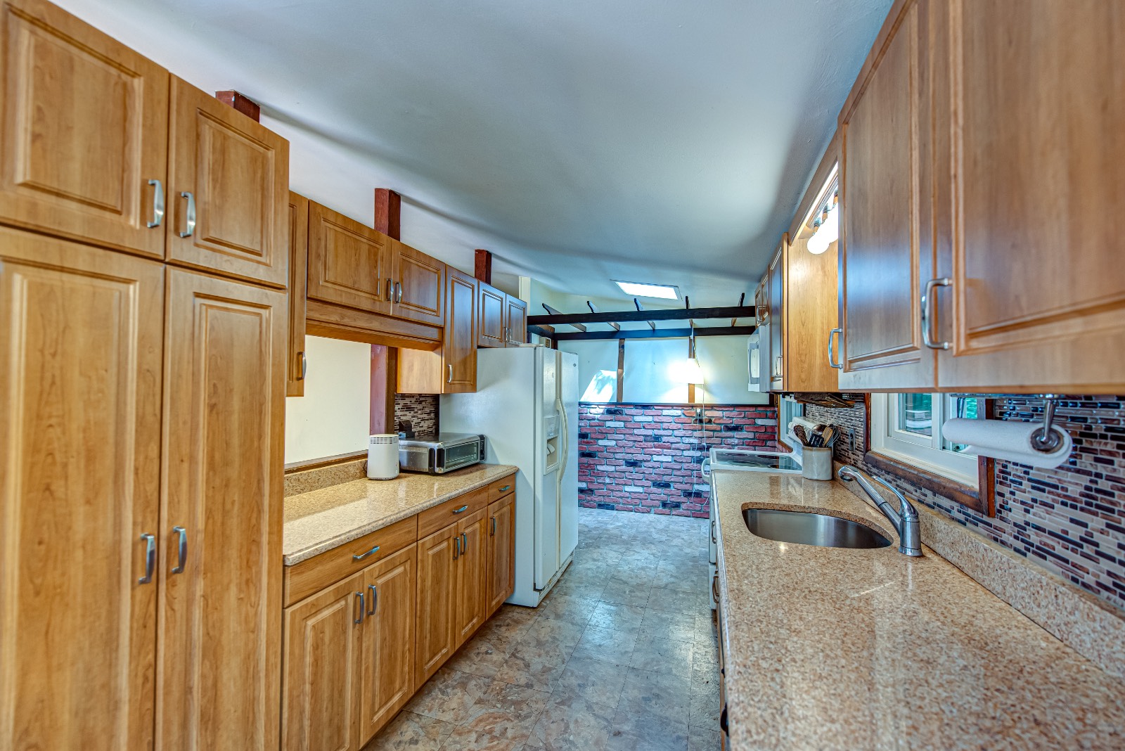 #7 photo, 4 Captain Richards Lane, Fort Salonga , NY 11768