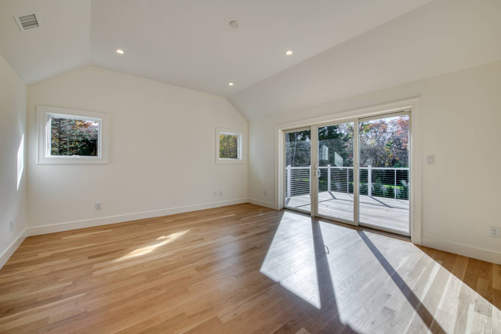 #23 photo, 8 3RD ST, East Hampton , NY 11937