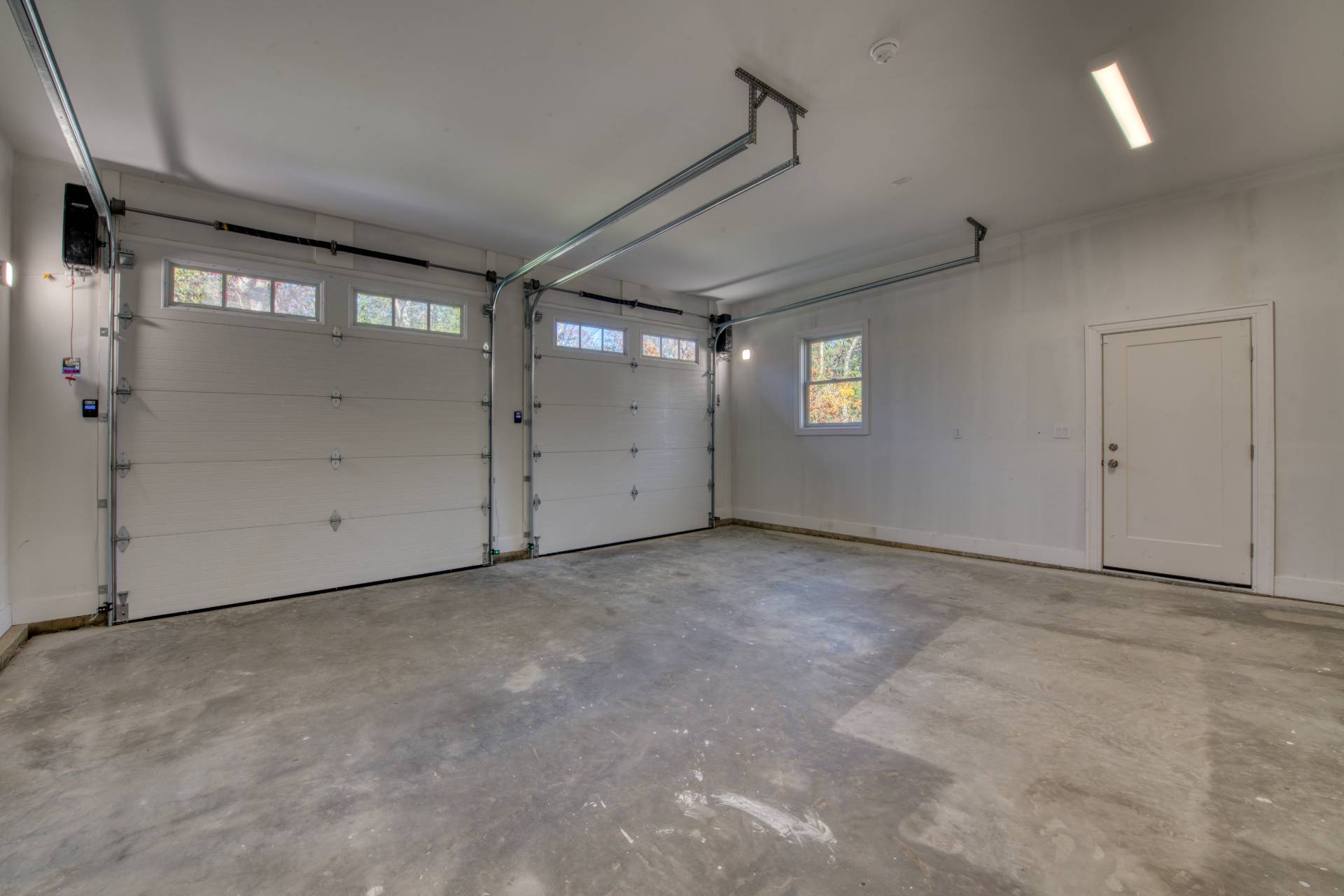 #31 photo, 8 3RD ST, East Hampton , NY 11937