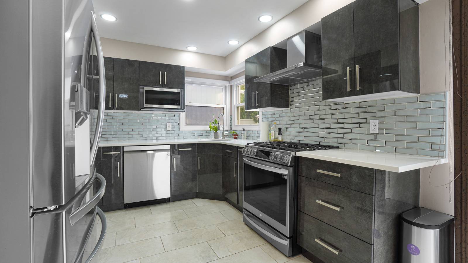 #11 photo, 973 Sheldon Ave, Staten Island , NY 10309