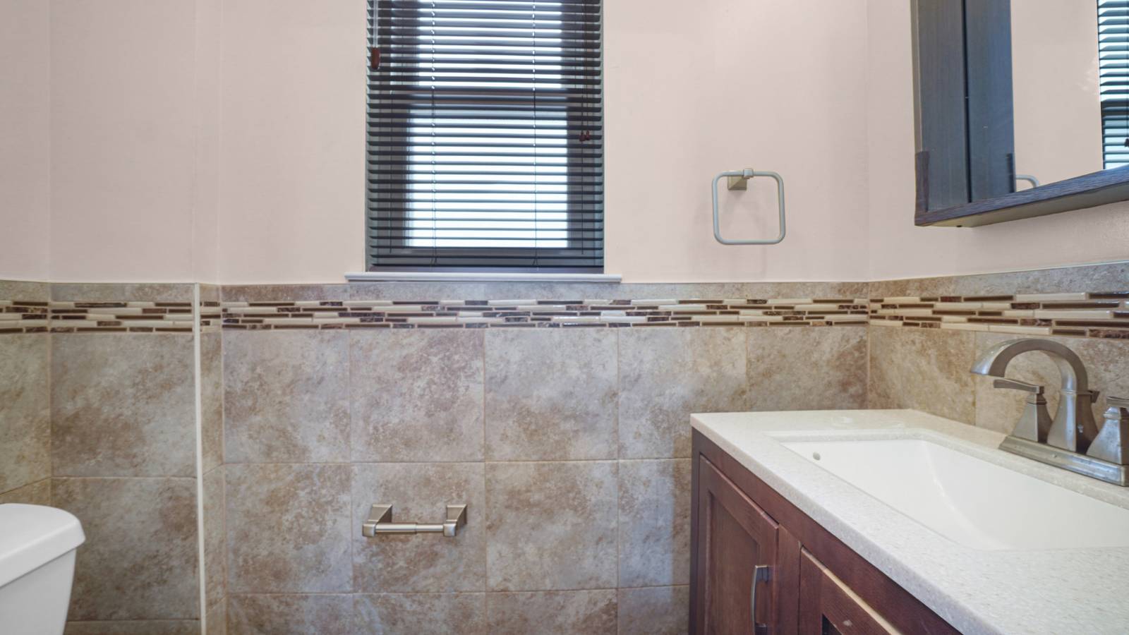 #15 photo, 973 Sheldon Ave, Staten Island , NY 10309