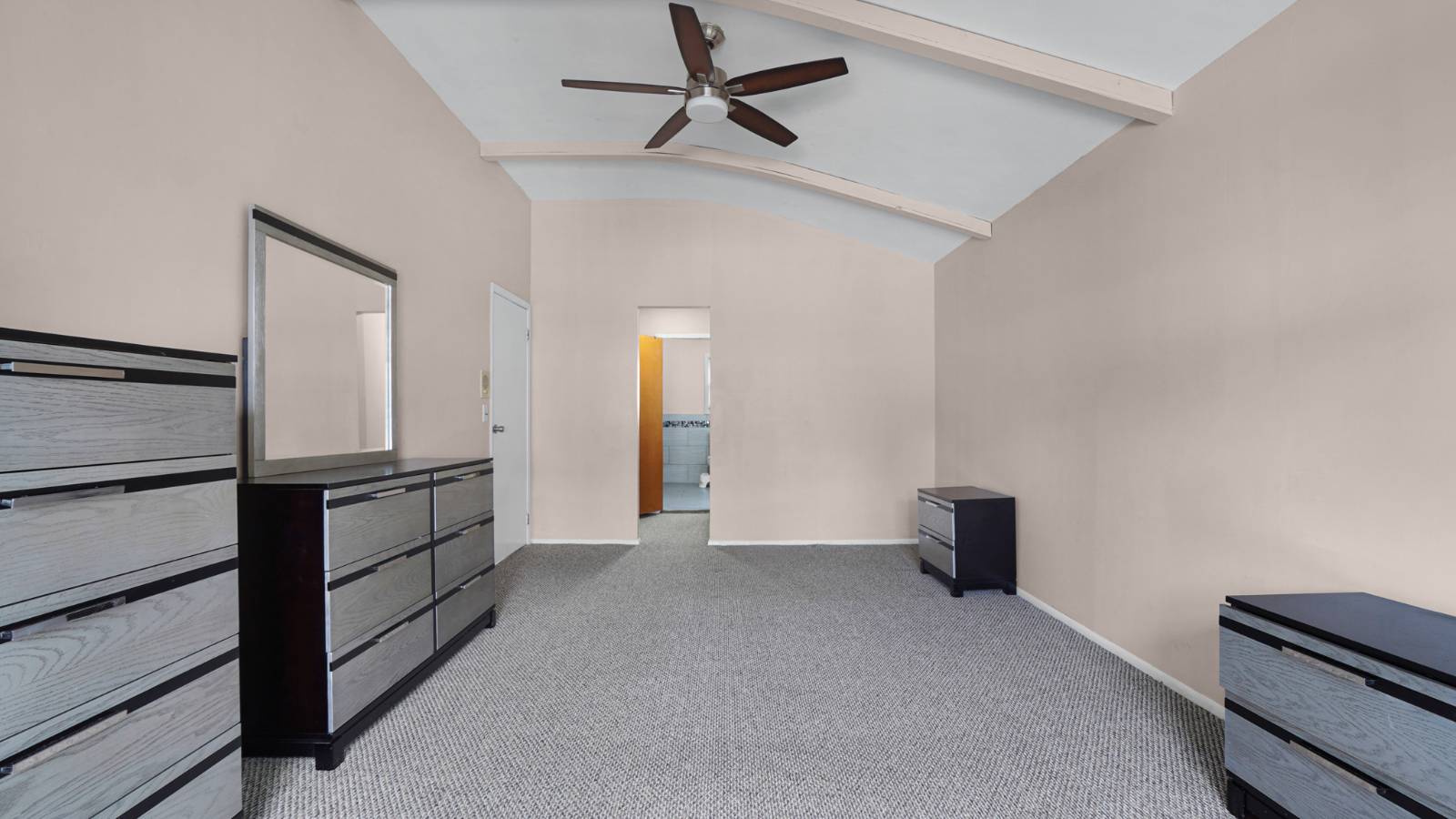 #21 photo, 973 Sheldon Ave, Staten Island , NY 10309