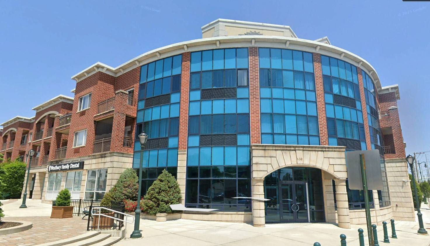 #1 photo, 130 POST AVE, #322, ナッソー郡 WESTBURY , NY 11590