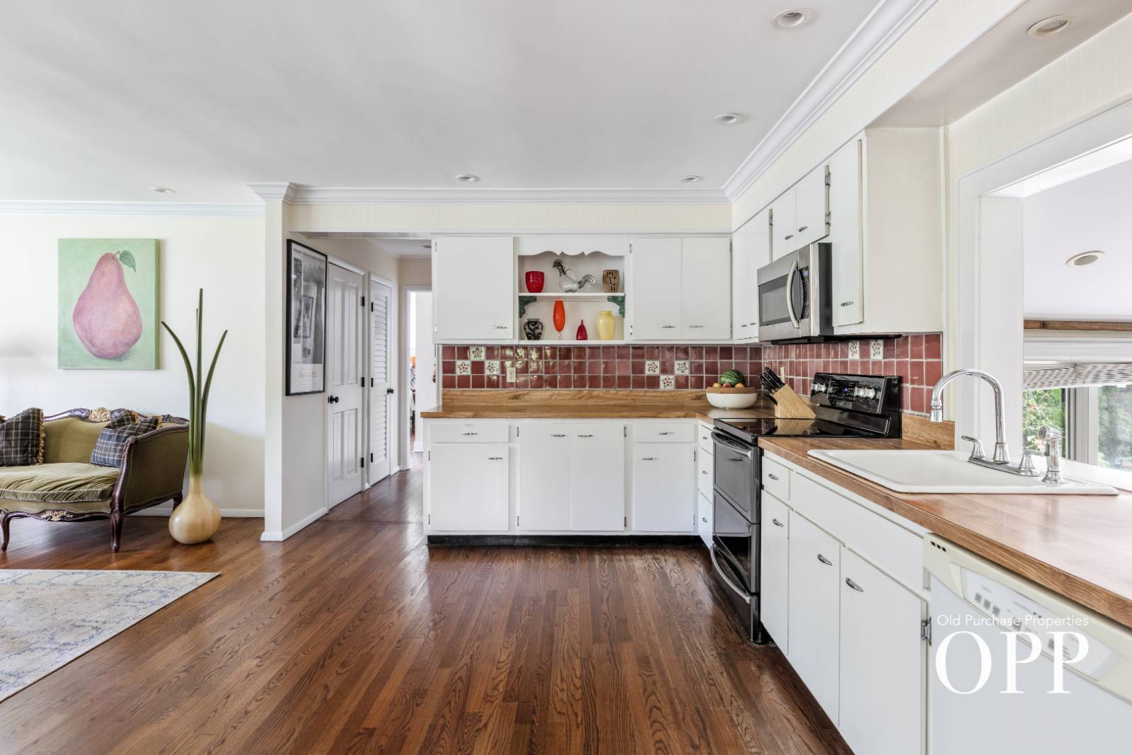 #13 photo, 78 NORTH HOWELLS PT ROAD, BELLPORT VILLAGE , NY 11713