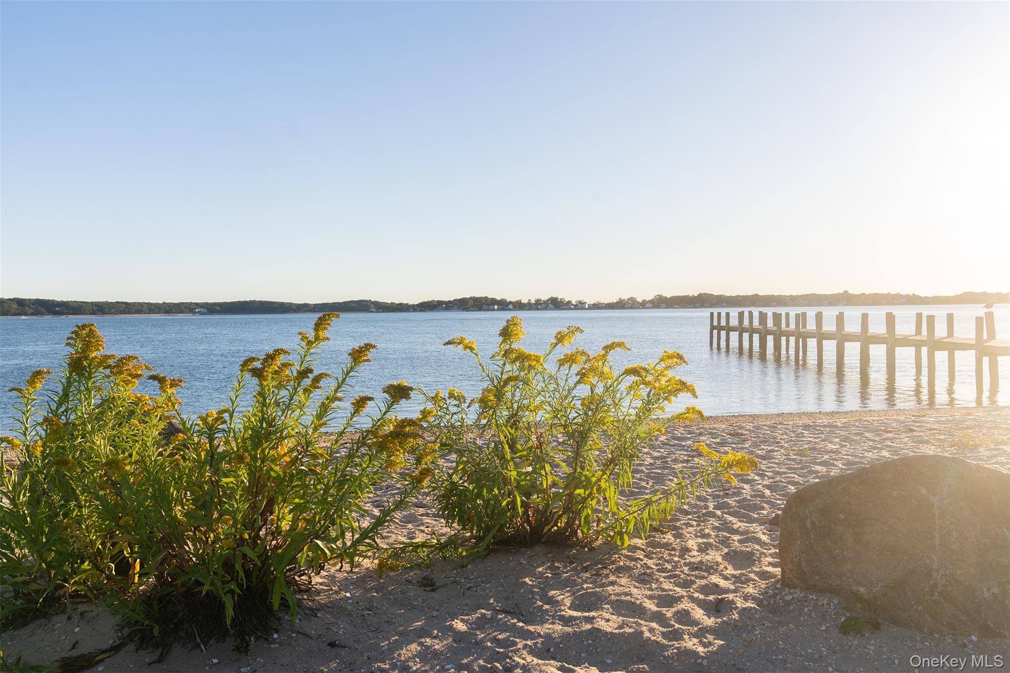 #19 photo, 426 Clark Street, サフォーク郡 Greenport , NY 11944