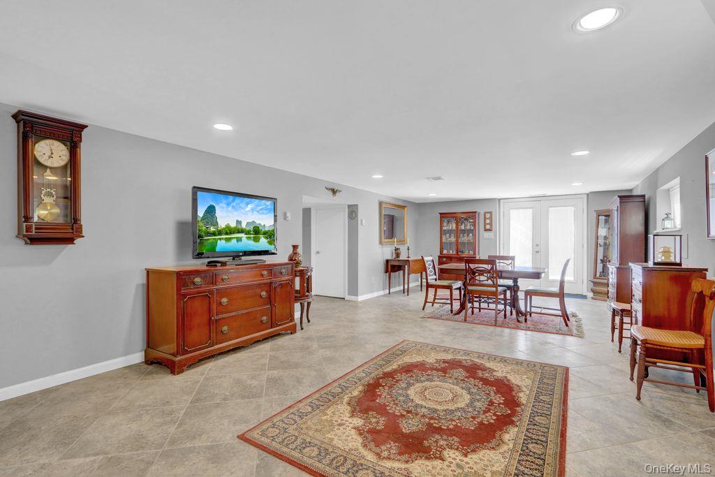 #7 photo, 497 Nassau Avenue, ナッソー郡 Freeport , NY 11520