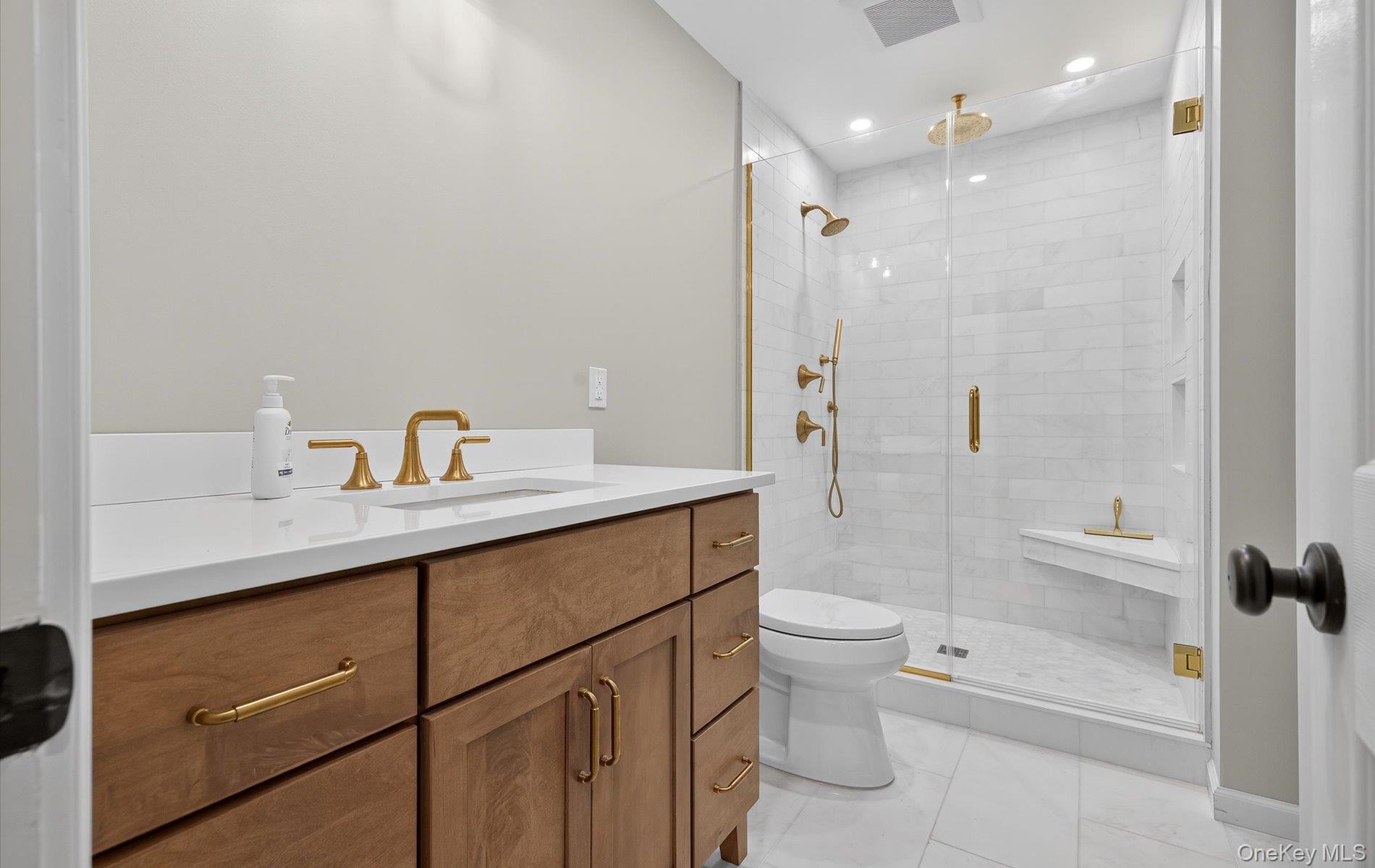 #15 photo, 140 Ocean Avenue, Northport , NY 11768