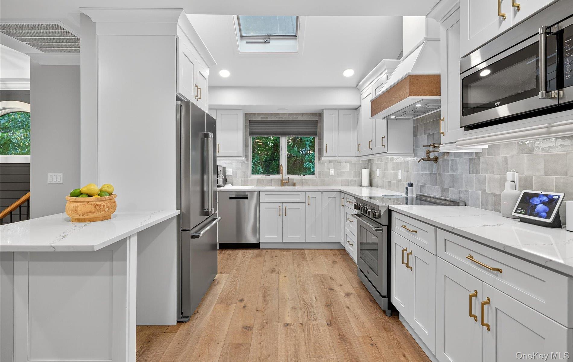 #3 photo, 140 Ocean Avenue, Northport , NY 11768