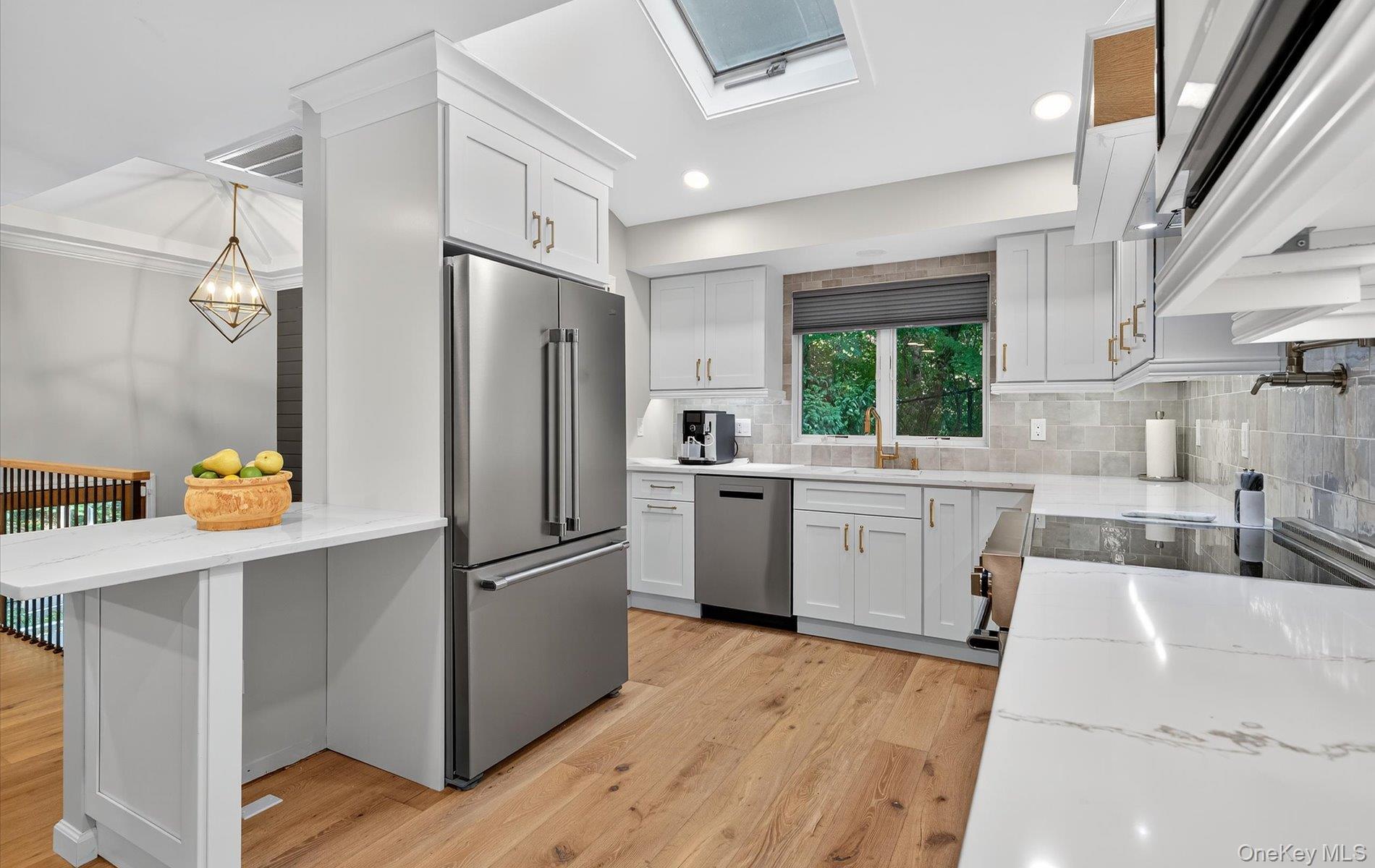 #5 photo, 140 Ocean Avenue, Northport , NY 11768