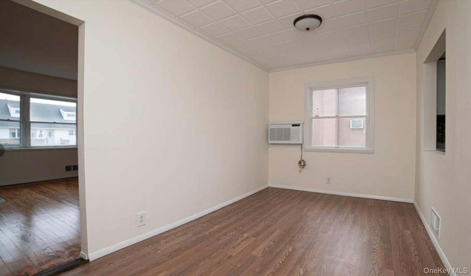 #4 photo, 62 Cedar Street, Hicksville , NY 11801