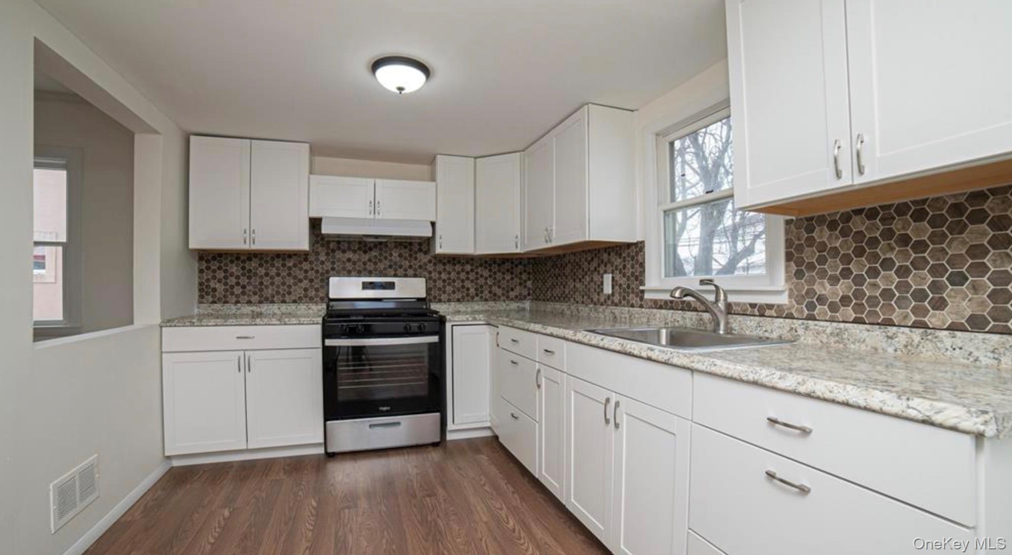 #6 photo, 62 Cedar Street, Hicksville , NY 11801