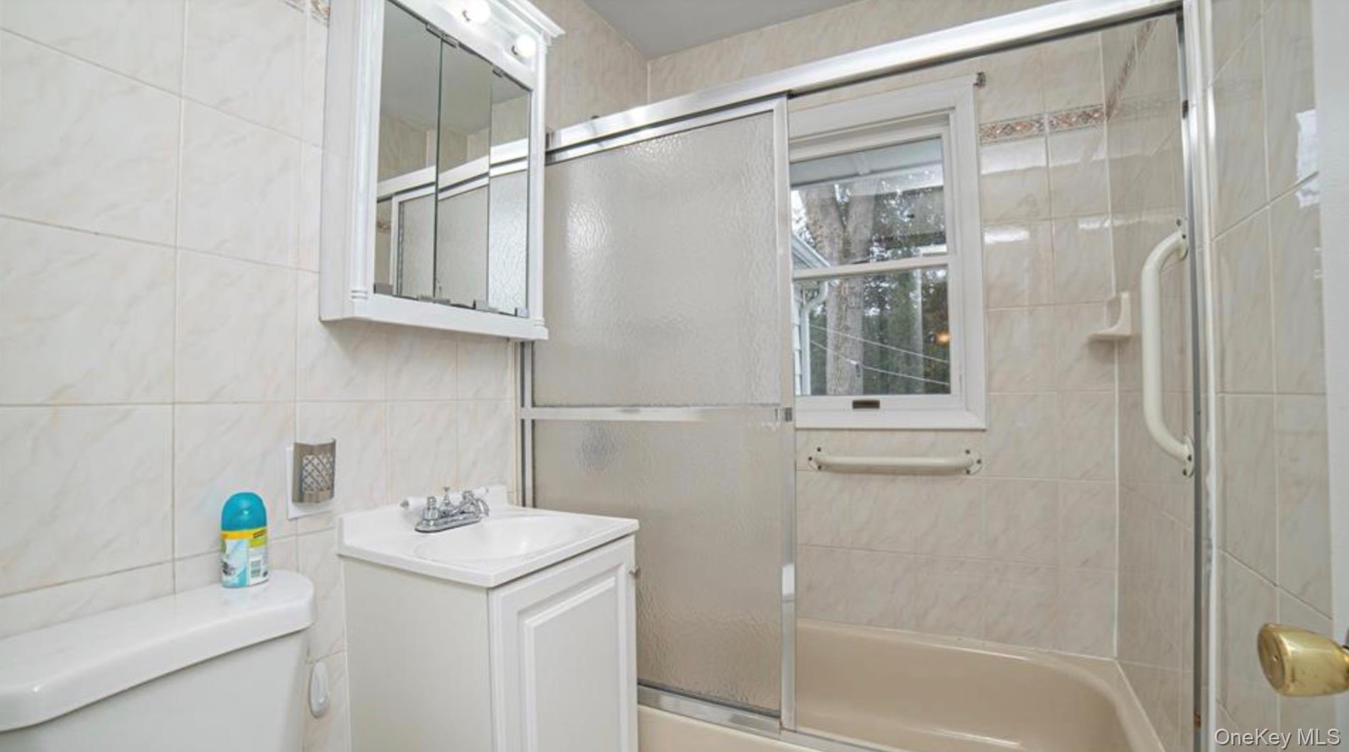 #7 photo, 62 Cedar Street, Hicksville , NY 11801