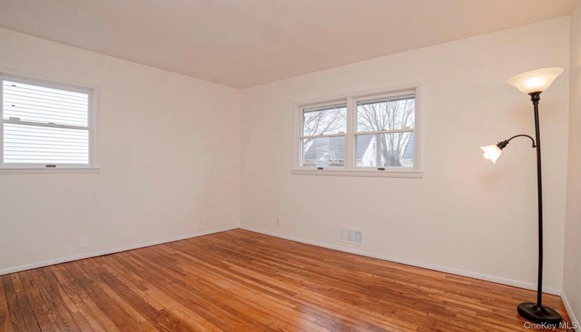 #8 photo, 62 Cedar Street, Hicksville , NY 11801