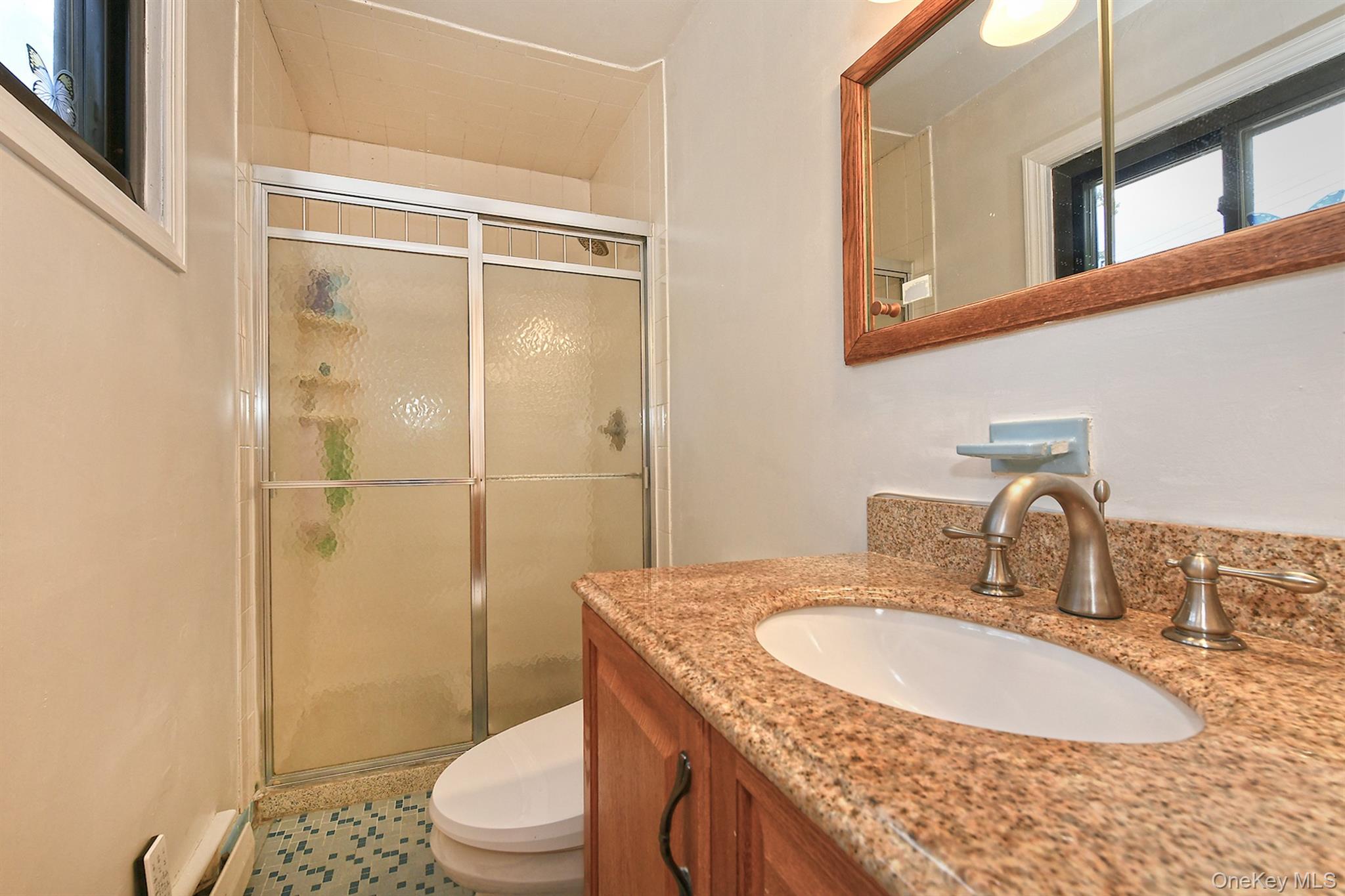 #17 photo, 105 Roxton Road, Plainview , NY 11803