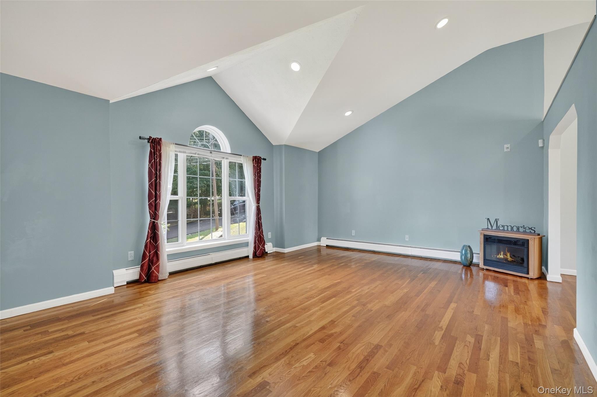 #6 photo, 12 Cedar Lane, Thiells , NY 10984