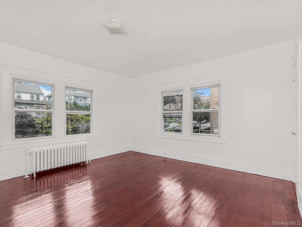 #11 photo, 45 Bayley Avenue, Yonkers , NY 10705