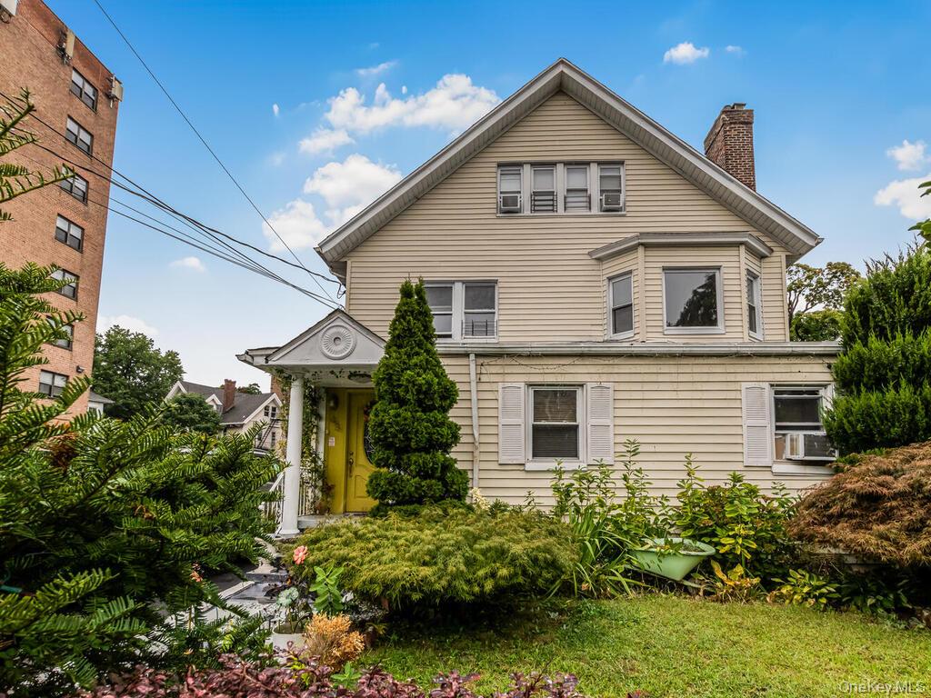 #2 photo, 45 Bayley Avenue, Yonkers , NY 10705