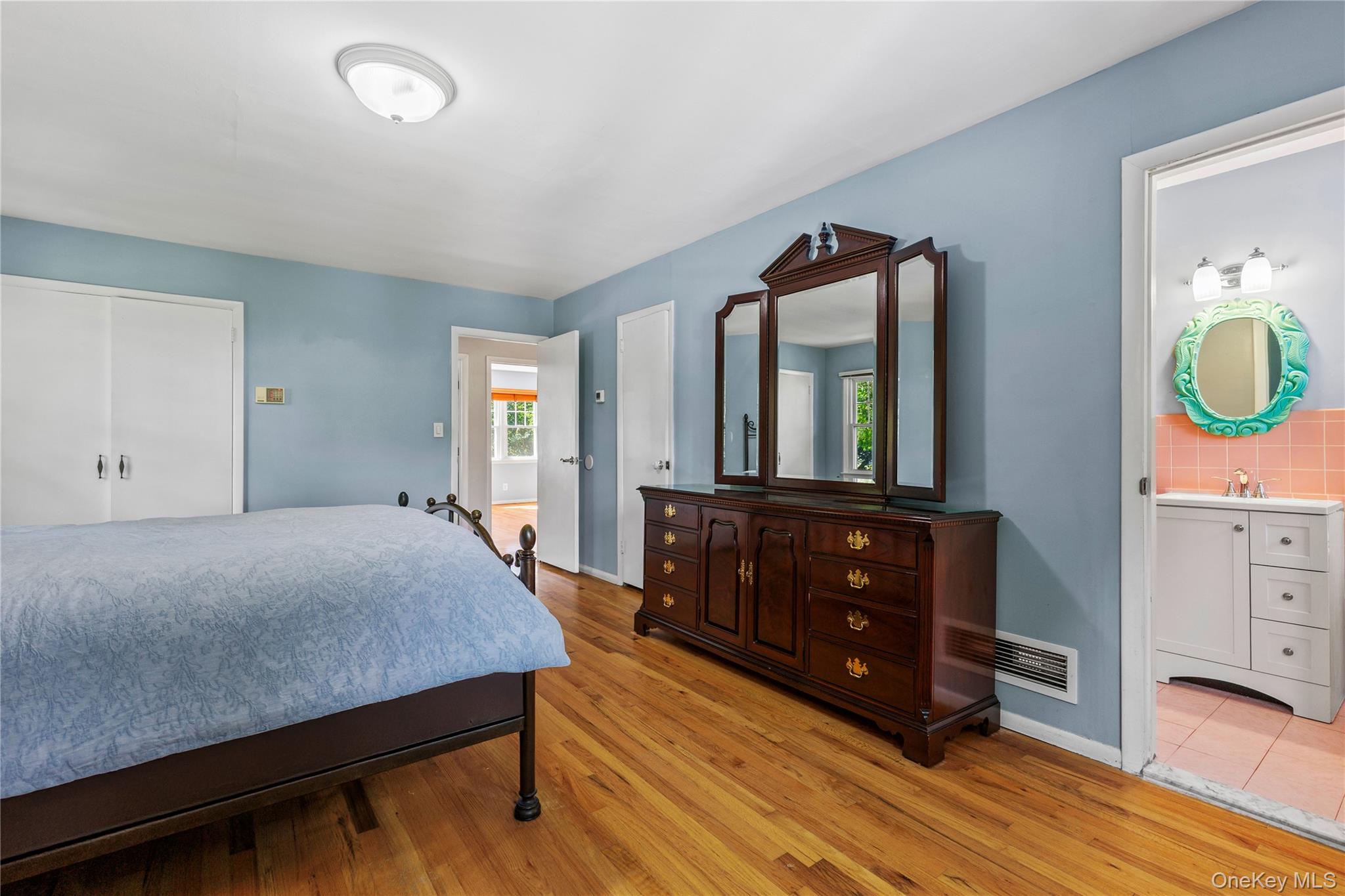 #17 photo, 4 Mark Drive, Rye Brook , NY 10573