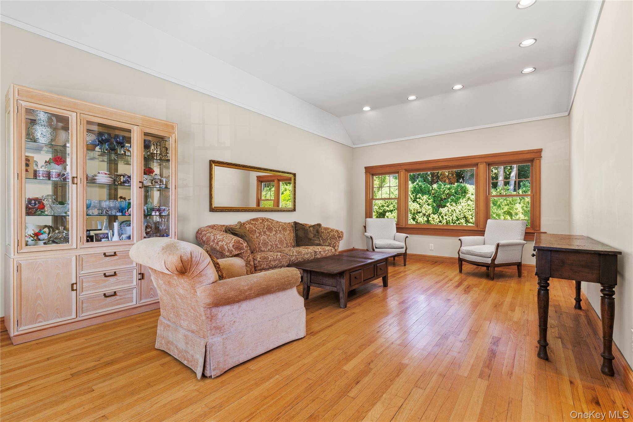 #5 photo, 4 Mark Drive, Rye Brook , NY 10573