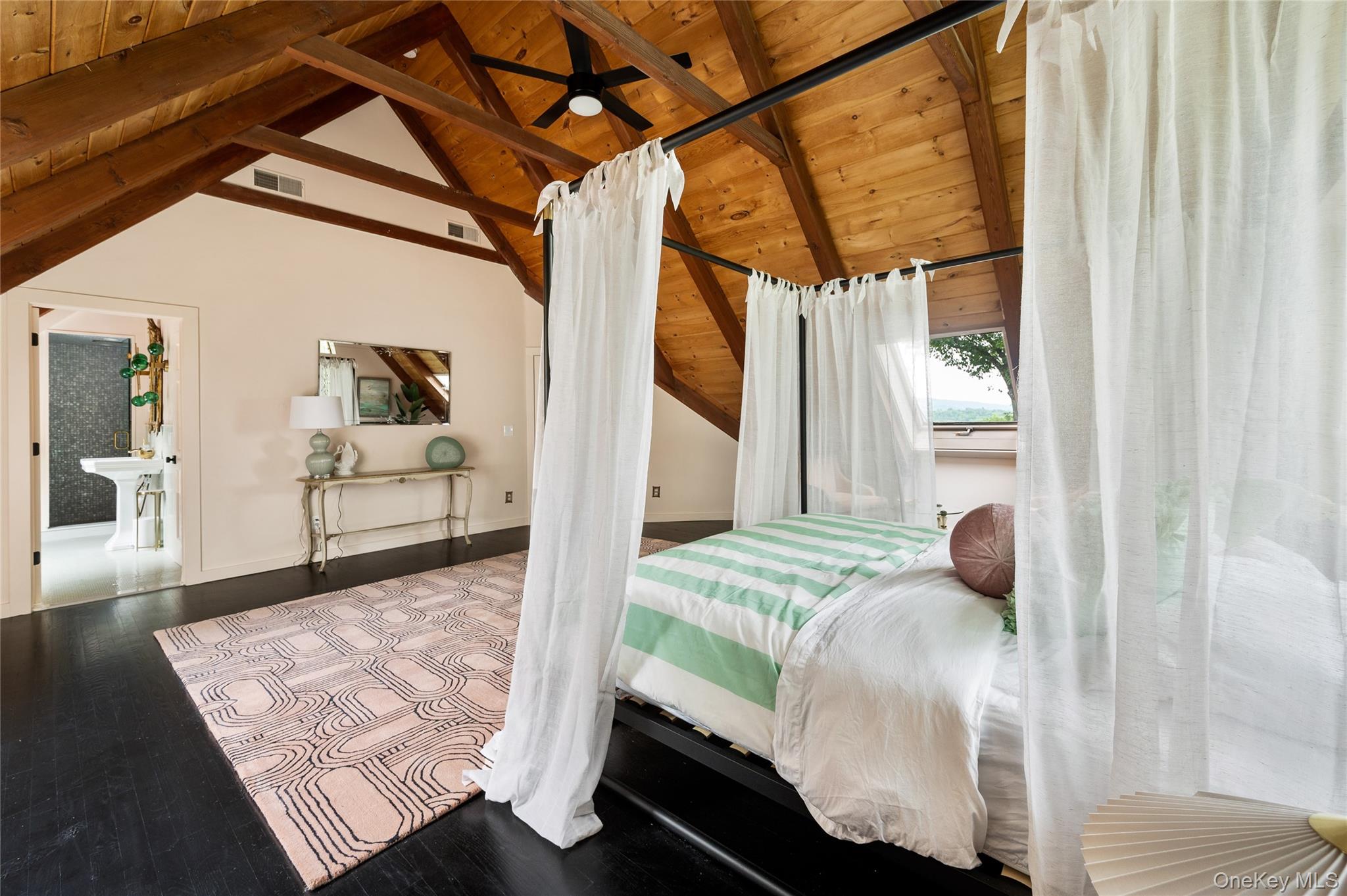 #18 photo, 407 Boulevard, Kingston , NY 12401