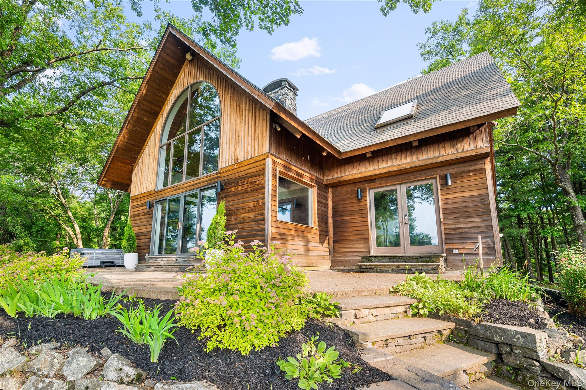 #6 photo, 407 Boulevard, Kingston , NY 12401