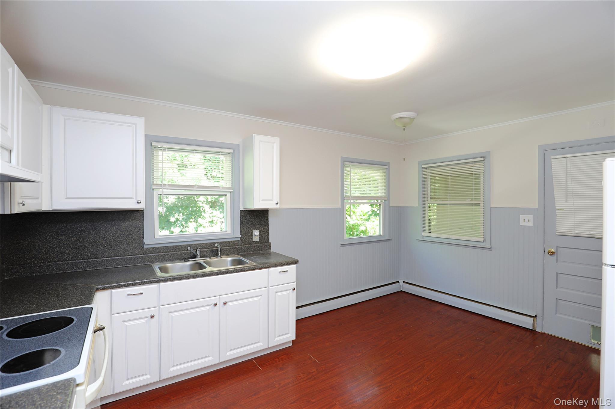 #16 photo, 17-21 Cedar Drive, Lake Katrine , NY 12449