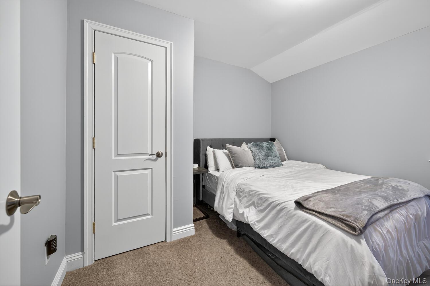 #14 photo, 10 Lee Gray Court, ナッソー郡 Glen Cove , NY 11542