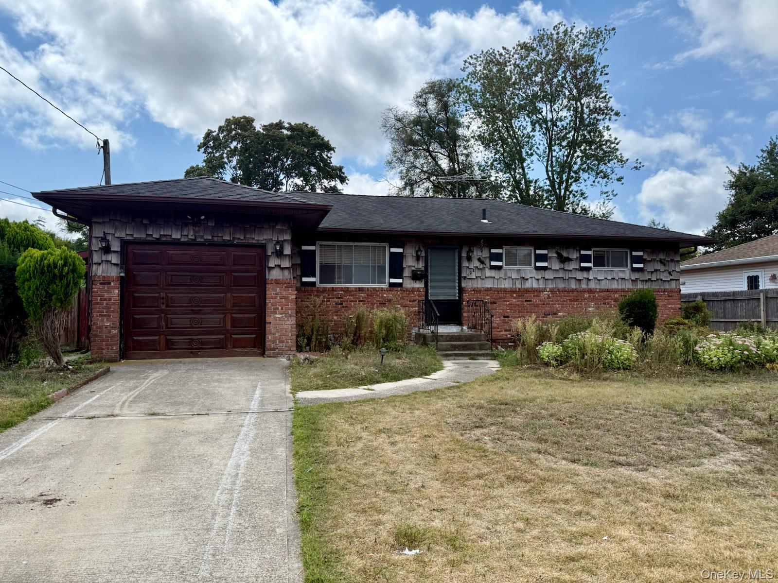 #1 photo, 128 New York Avenue, Bay Shore , NY 11706