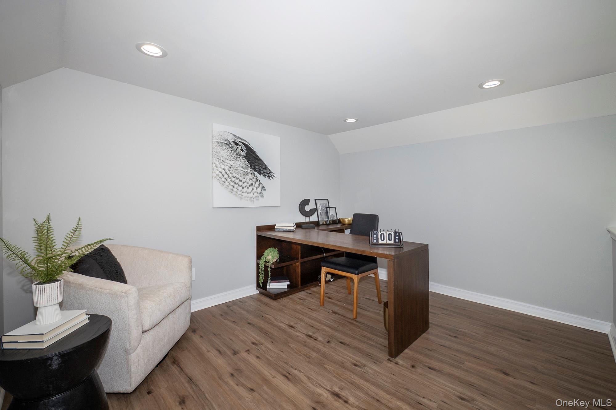 #6 photo, 2200 Dolphin Lane, Holbrook , NY 11741