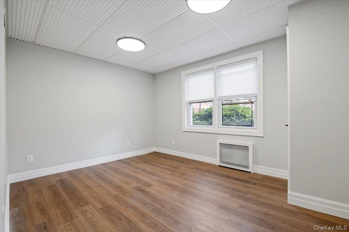 #8 photo, 1553 Broadway, ナッソー郡 Hewlett , NY 11557