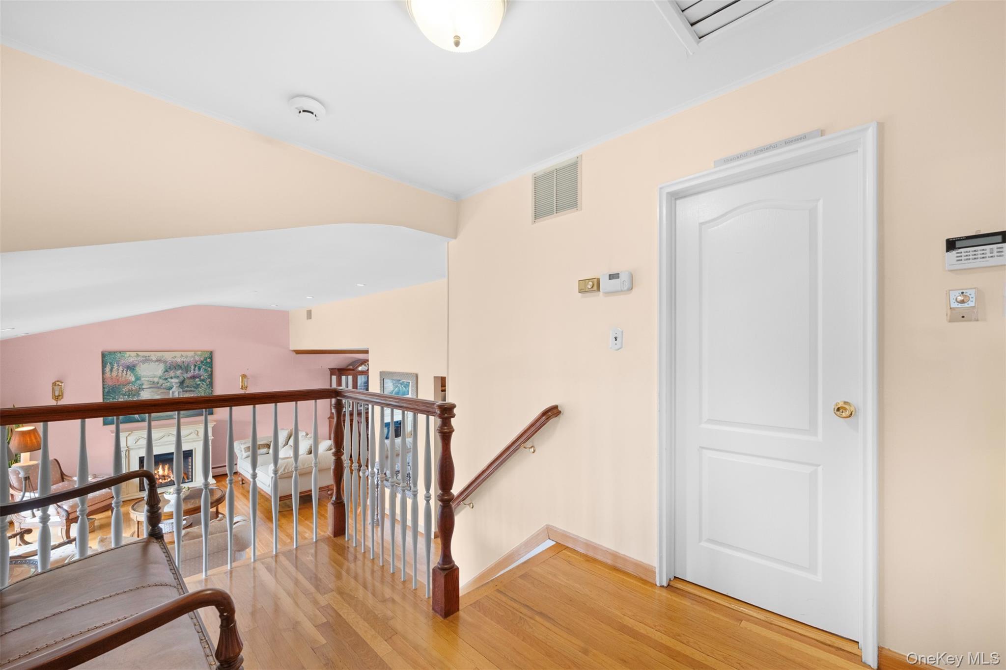 #14 photo, 7 Maxwell Drive, Westbury , NY 11590