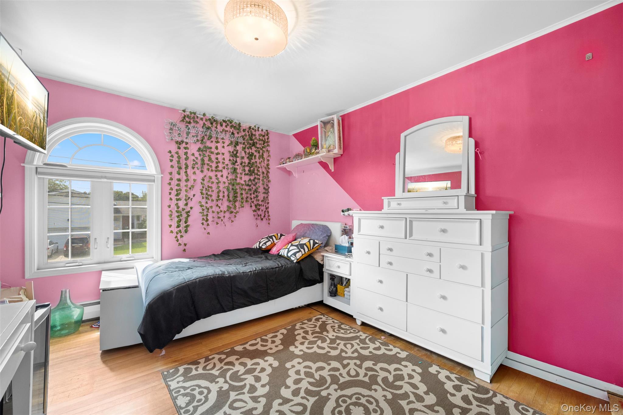 #20 photo, 7 Maxwell Drive, Westbury , NY 11590