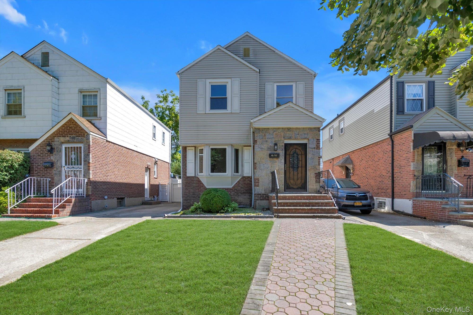 #1 photo, 4547 166th Street, फ्लशिंग Flushing , NY 11358