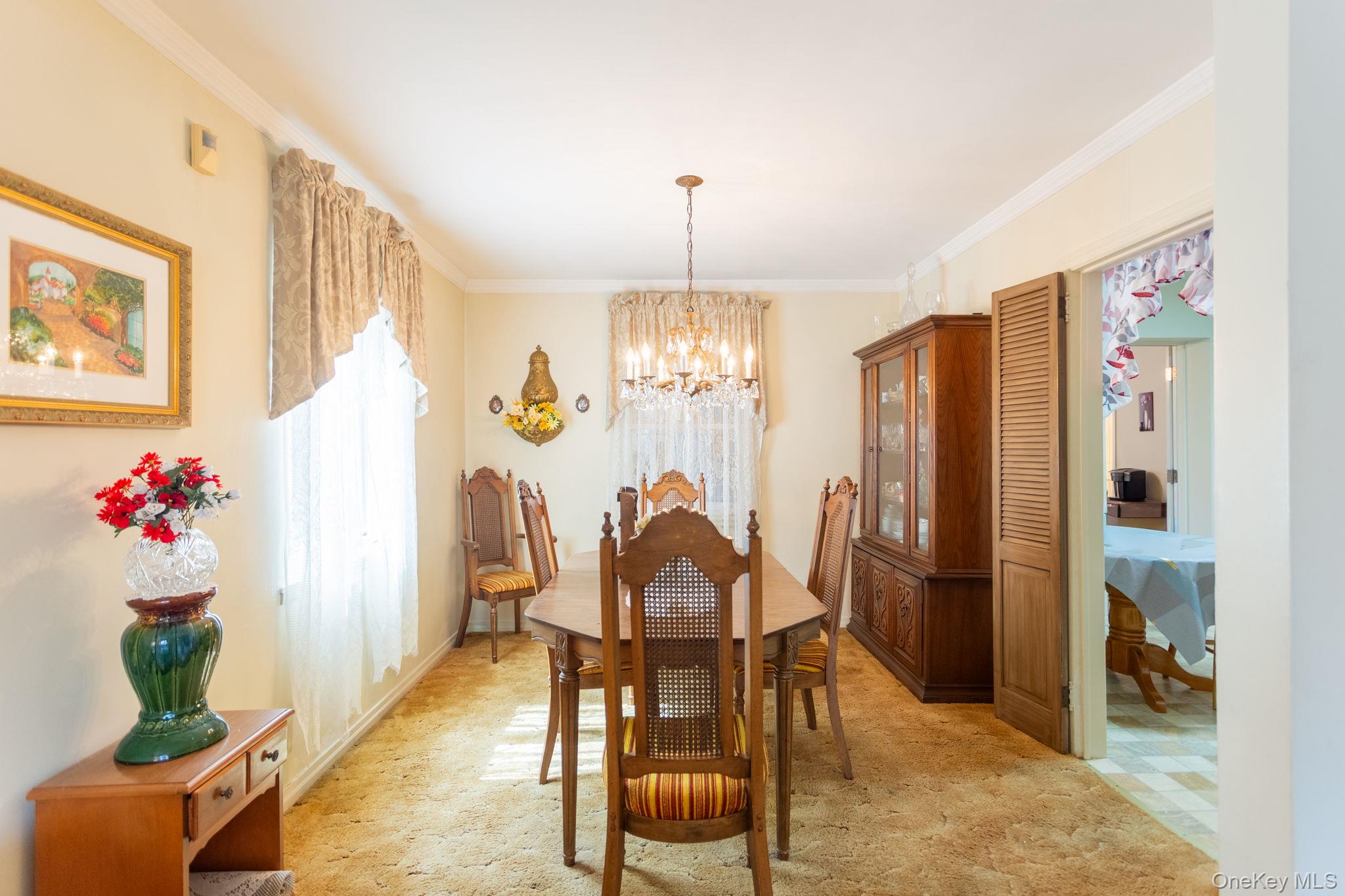 #4 photo, 80-54 210th Street, クイーンズ区 Hollis Hills , NY 11427