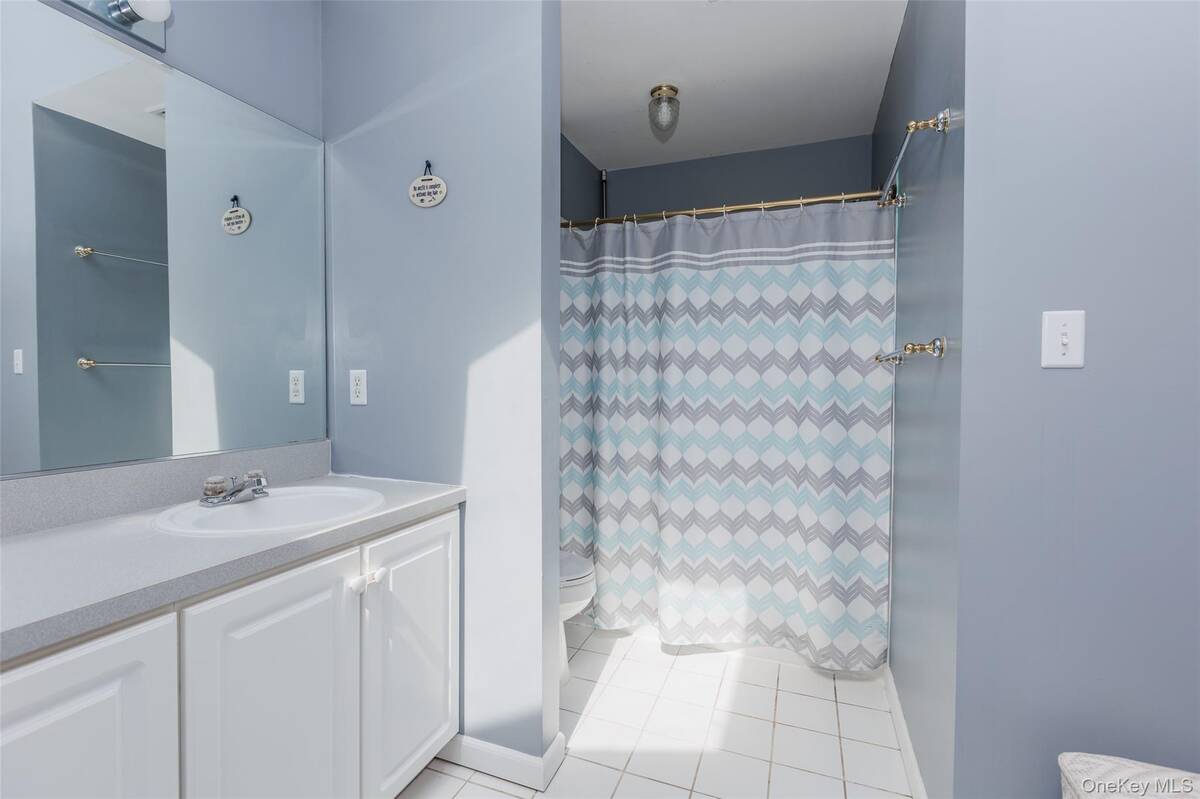 #20 photo, 22 Washington Avenue, Port Jefferson Station , NY 11776