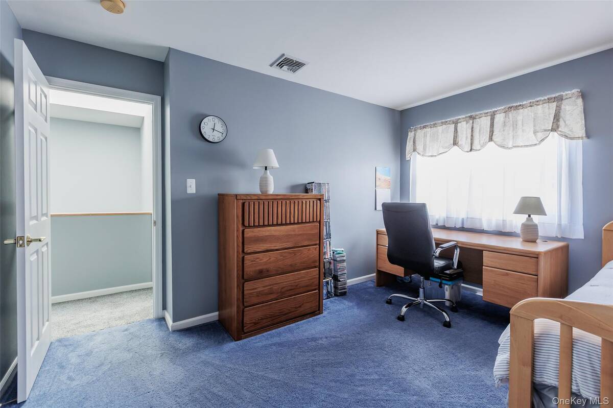 #23 photo, 22 Washington Avenue, Port Jefferson Station , NY 11776