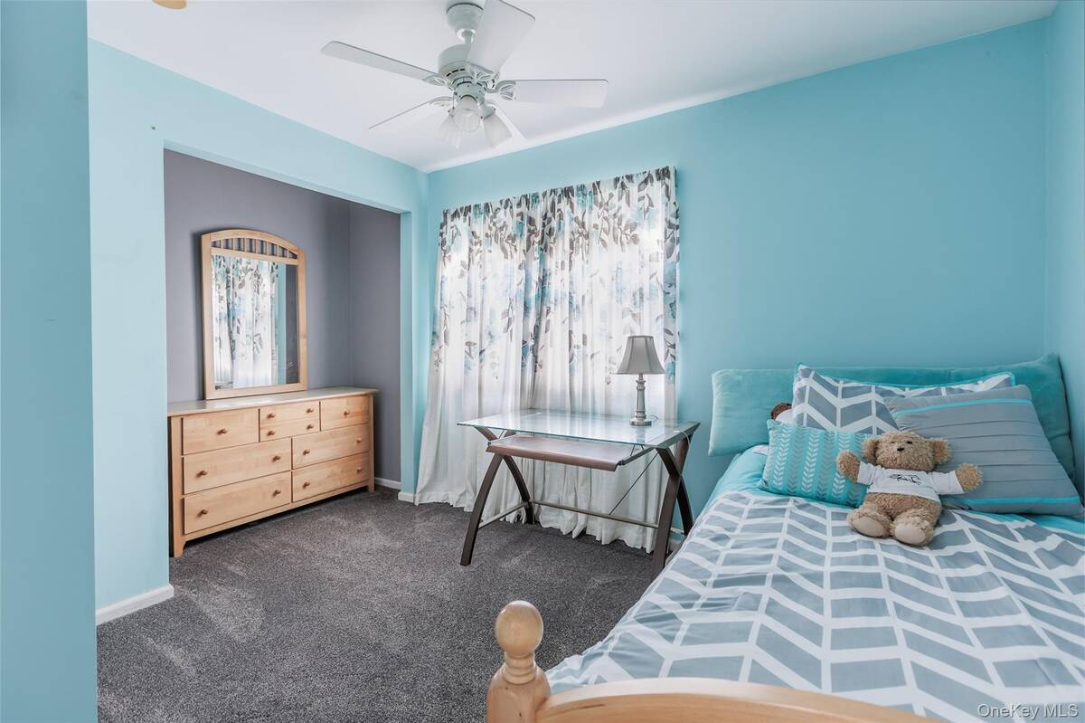 #25 photo, 22 Washington Avenue, Port Jefferson Station , NY 11776