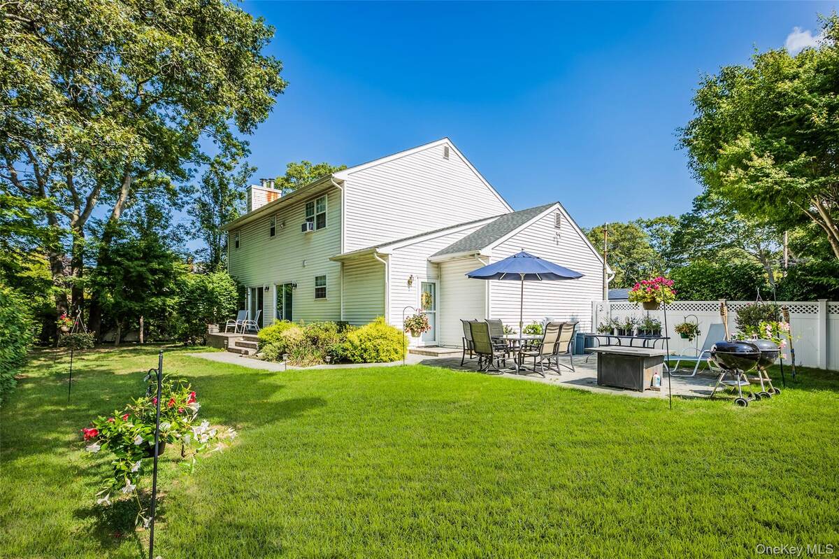 #27 photo, 22 Washington Avenue, Port Jefferson Station , NY 11776