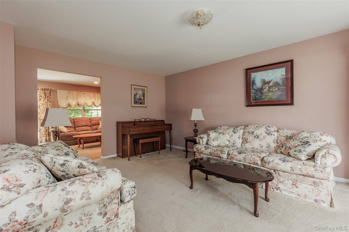 #6 photo, 22 Washington Avenue, Port Jefferson Station , NY 11776