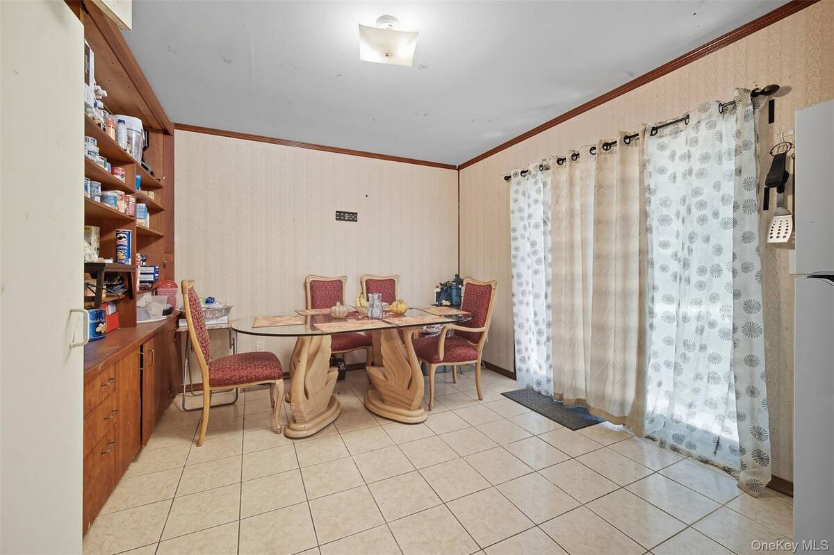 #5 photo, 30 Fords Lane, サフォーク郡 Southampton , NY 11968